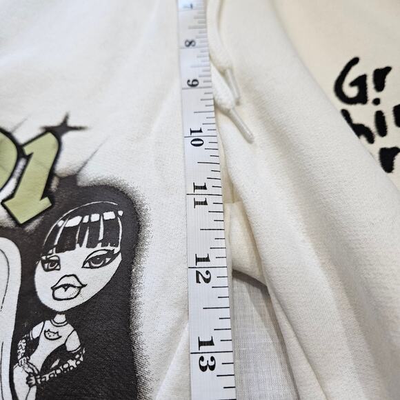 Bratz Graphic Hoodie and Joggers Set White Size XS - Picture 11 of 12